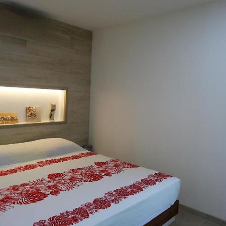 Pension Tiputa Lodge Rangiroa Экстерьер фото