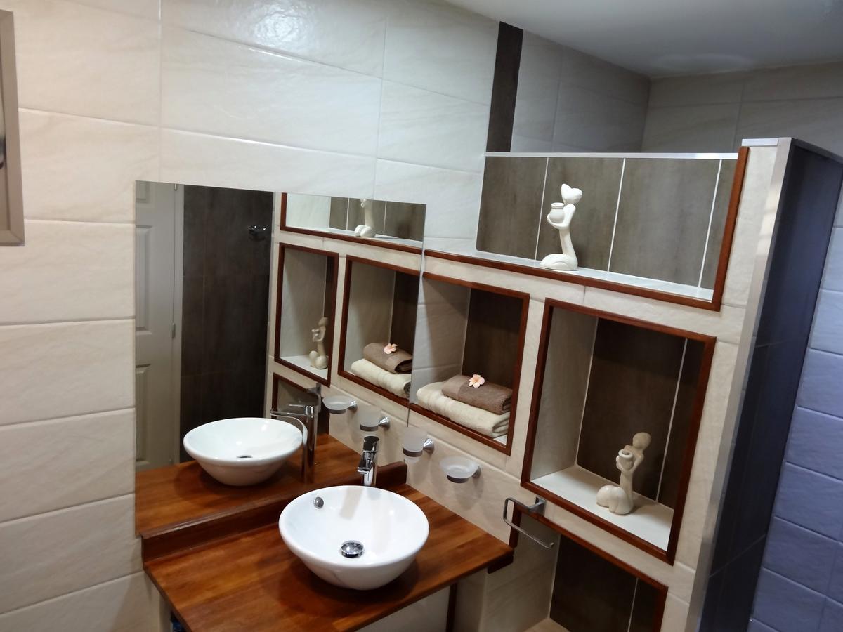 Pension Tiputa Lodge Rangiroa Экстерьер фото